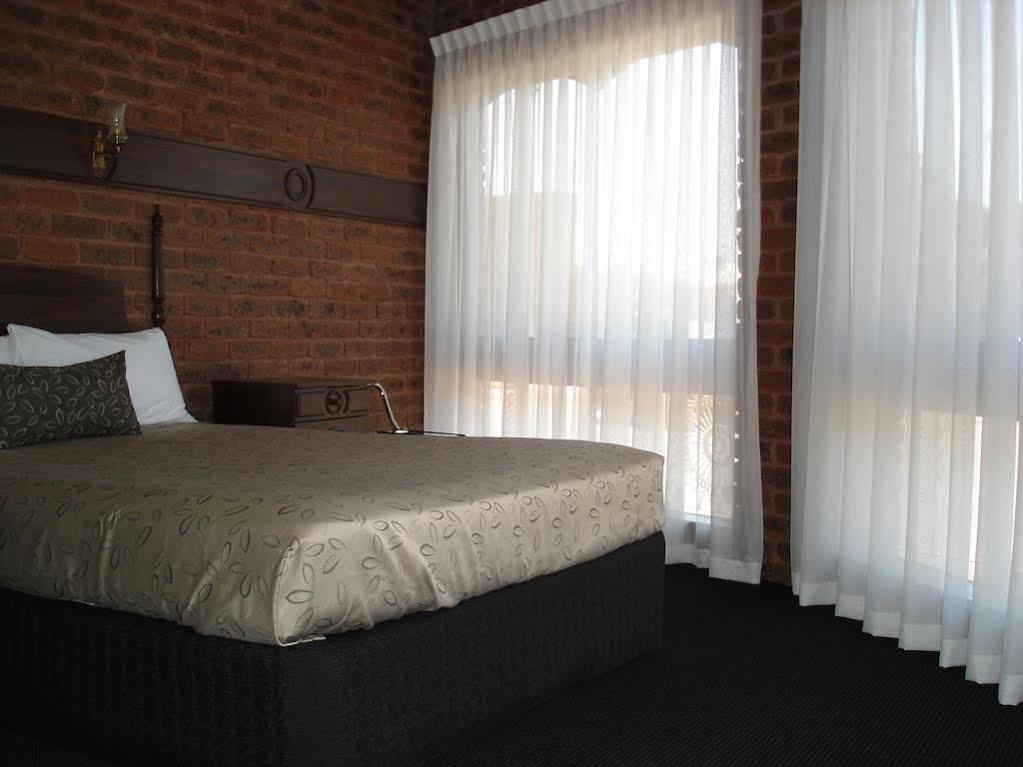 Albury Townhouse Motel Eksteriør billede